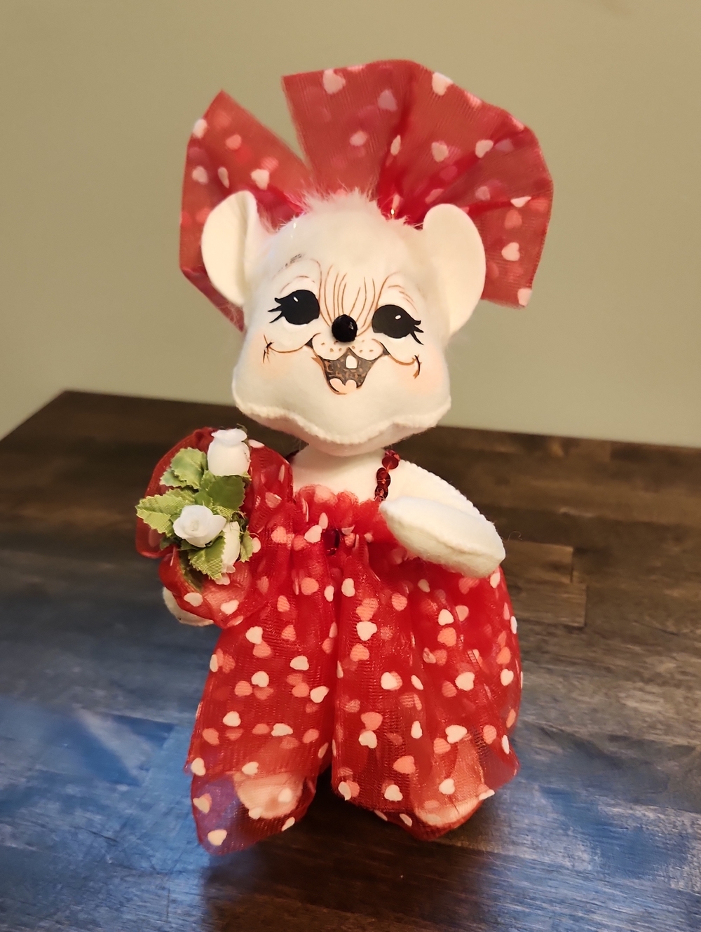 Annalee White Mouse Plush in Red Heart Valentines Day Dress